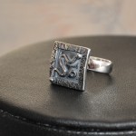 СРЕБЪРЕН ПРЪСТЕН - КВАДРАТНА ФОРМА